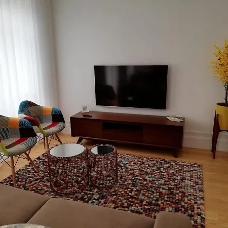 Apartman Downtown By Liiiving